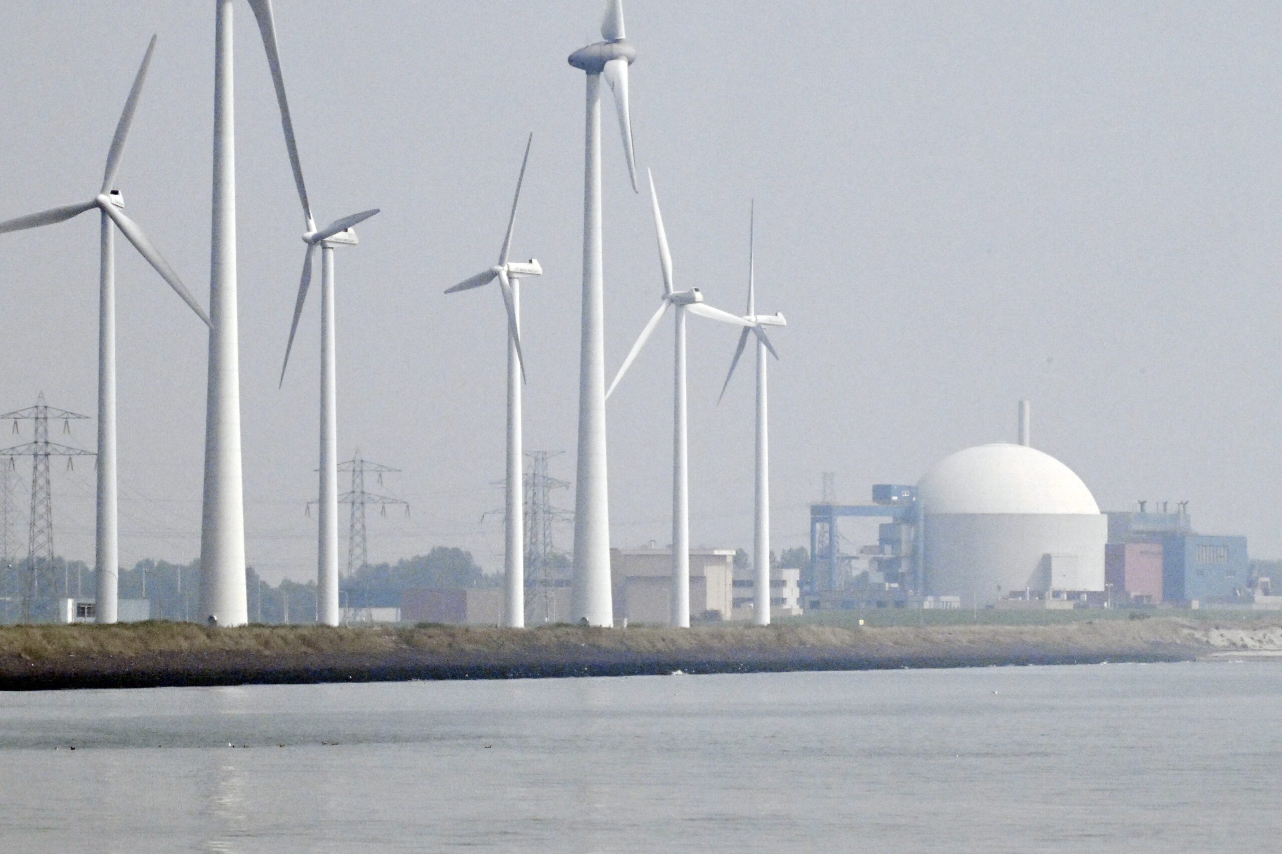 De regio rond Vlissingen is een hots pot van energieprojecten. (foto: ANP / Hollandse Hoogte / Peter Hilz)