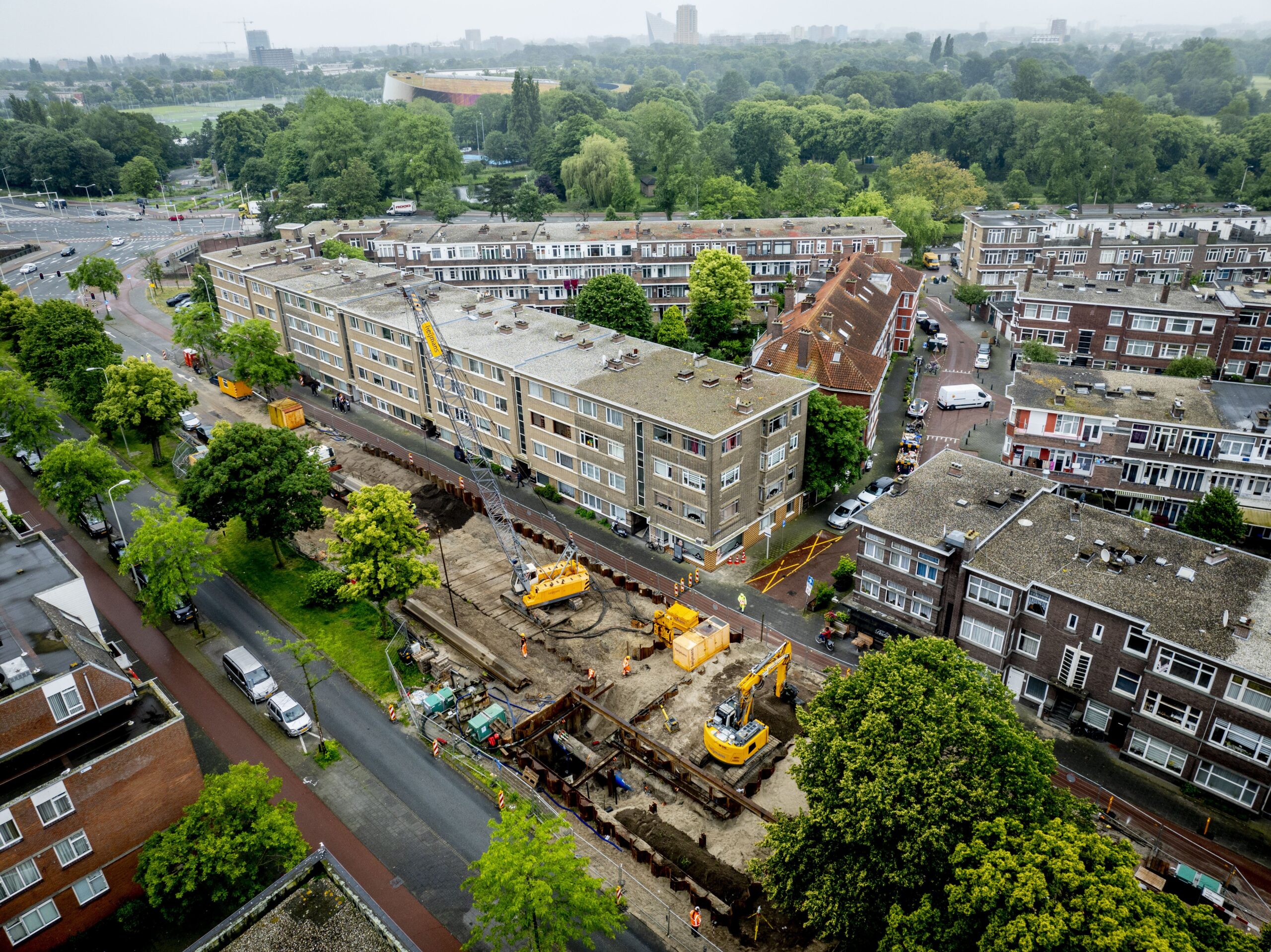 Aanleg van warmtenet WarmtelinQ in een buurt in Den Haag. Foto: Robin Utrecht.