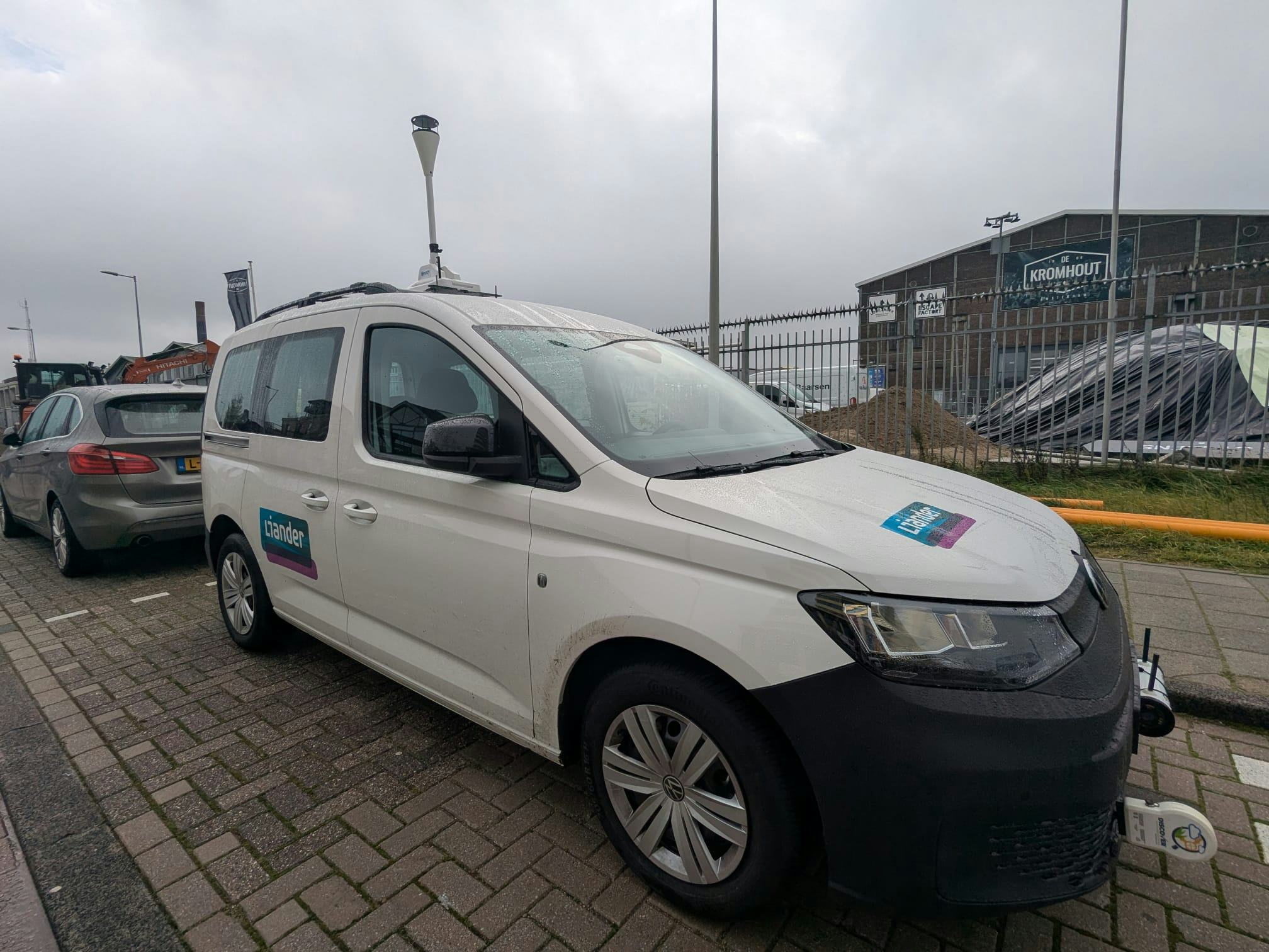 De auto waarmee Tectrac inspecties uitvoert voor Alliander. Foto's: Evelien Schreurs.