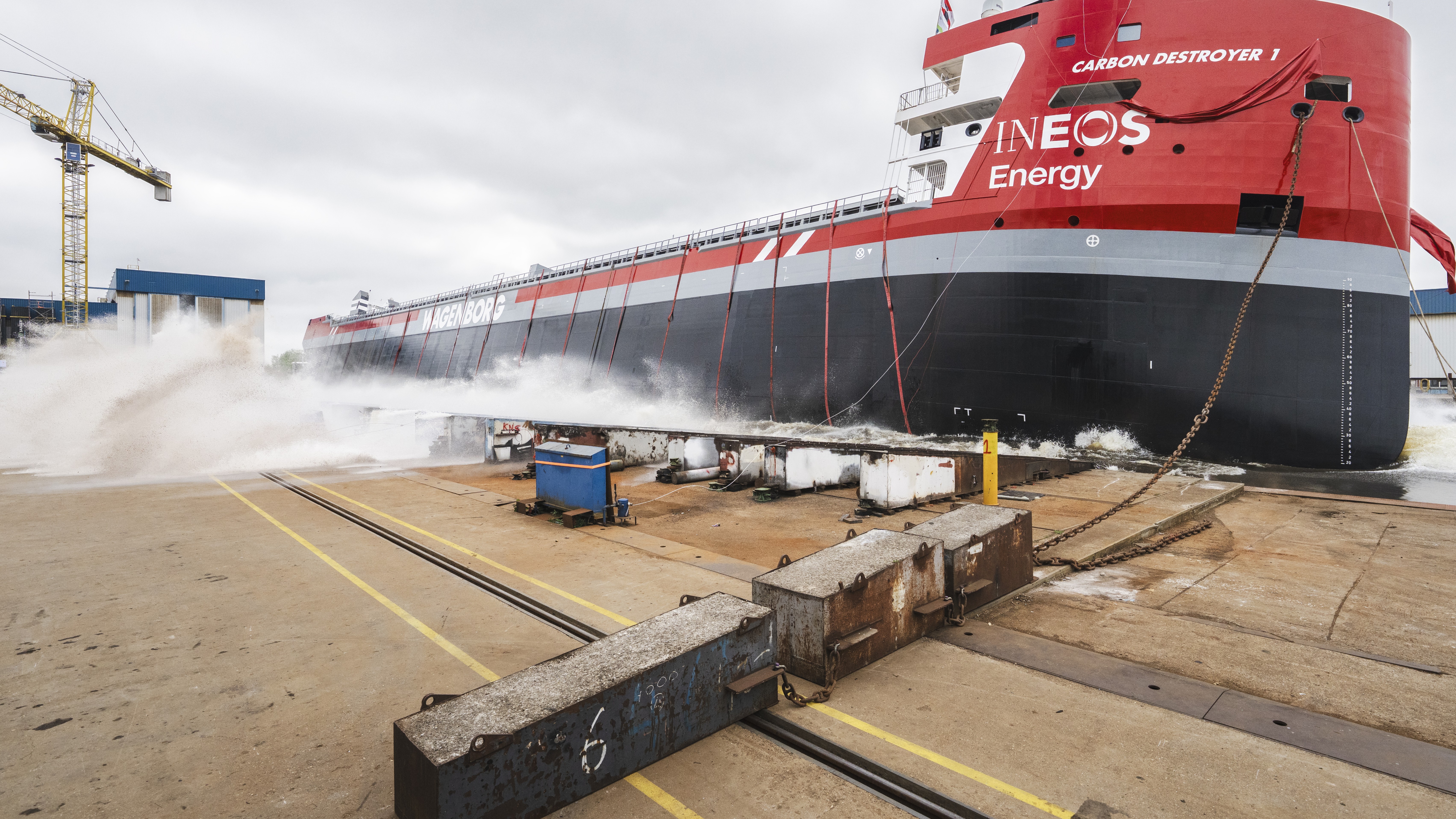 Tewaterlating van de Carbon Destroyer 1 van scheepsbouwer Wagenborgen. Foto: Greensand 