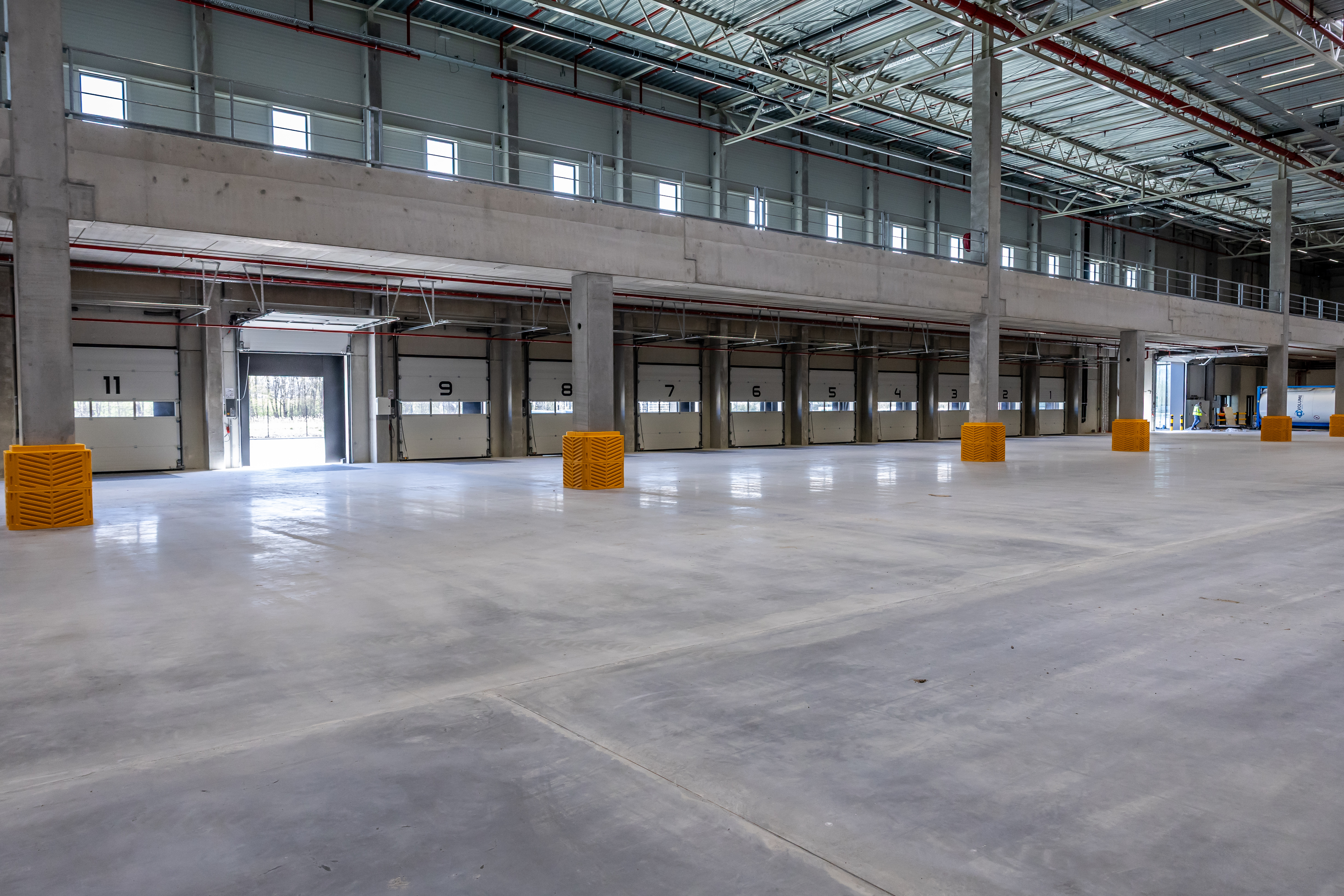 Slim energiemanagement stemt de beschikbare opwek, opslag en het energieverbruik in de distributiecentra voortdurend op elkaar af. Foto: DHG
