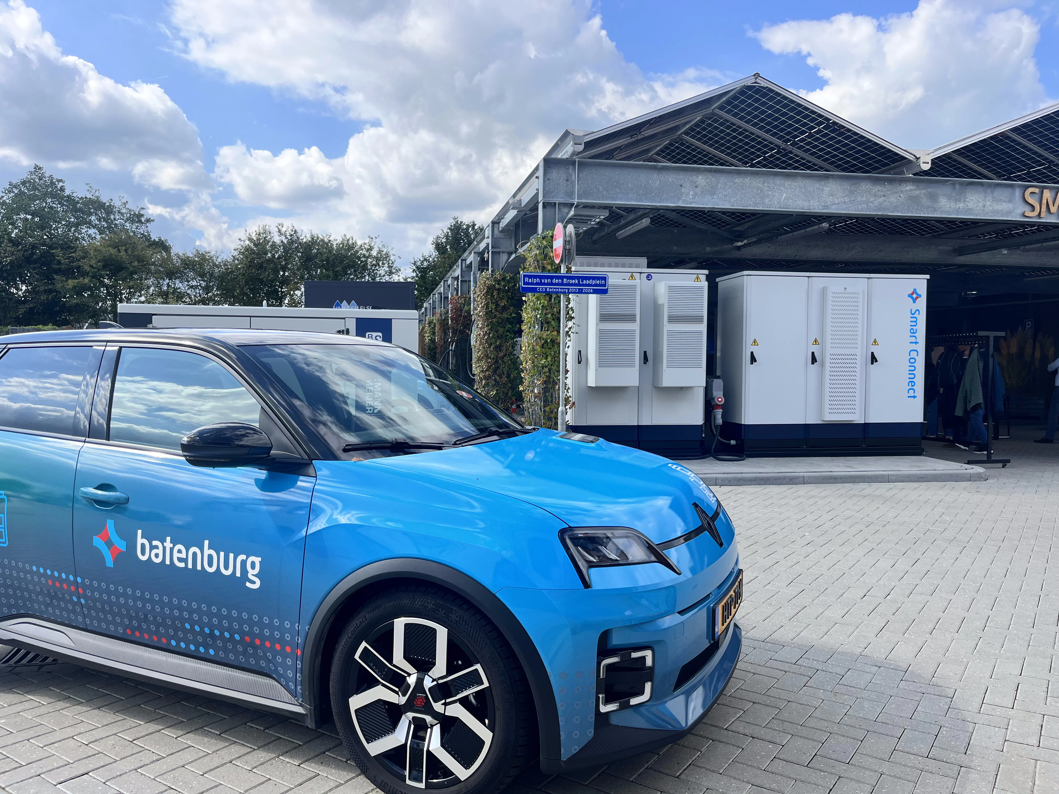De slimme zonnecarport bij Batenburg in Twello. Foto: Tijdo van der Zee